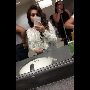 Meet your Posher, Andrea